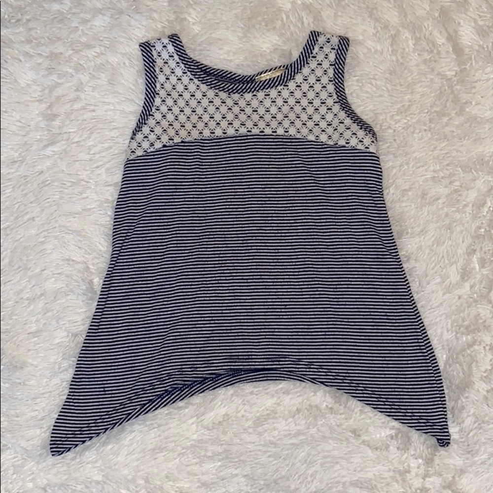 Girls tank size 6